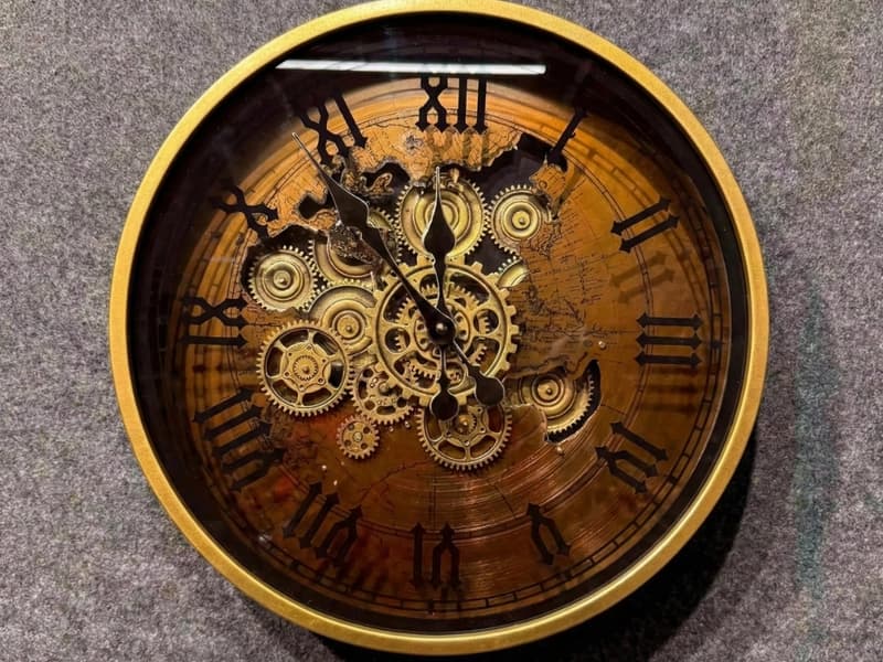 Mechanical Metal Gear Clock